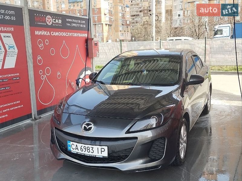Седан Mazda 3 2012 в Києві