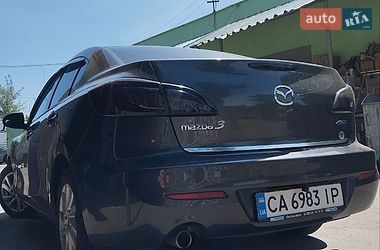 Седан Mazda 3 2012 в Києві