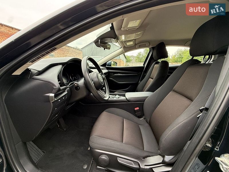 Седан Mazda 3 2025 в Рівному