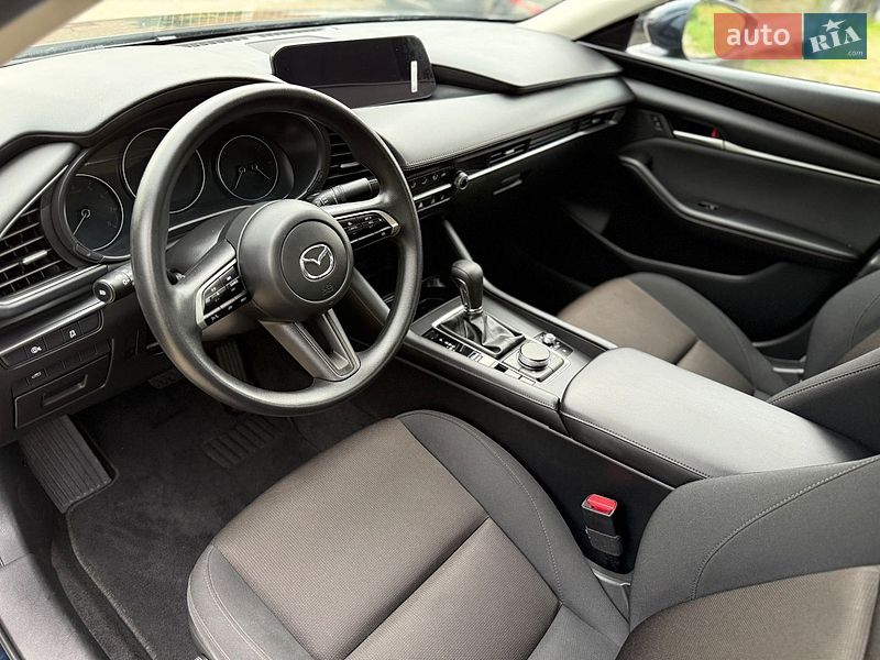 Седан Mazda 3 2025 в Рівному