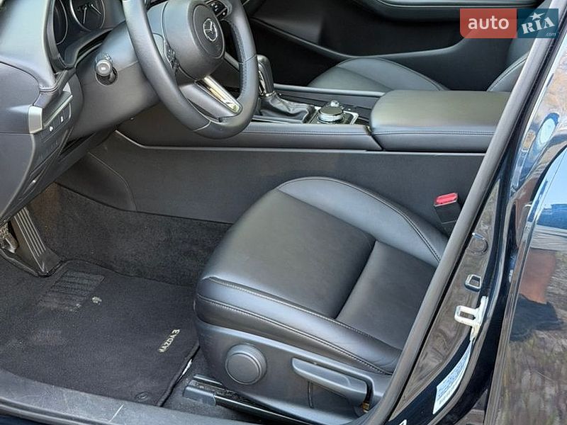 Седан Mazda 3 2024 в Києві фото 12 Седан Mazda 3 2024 в Києві
