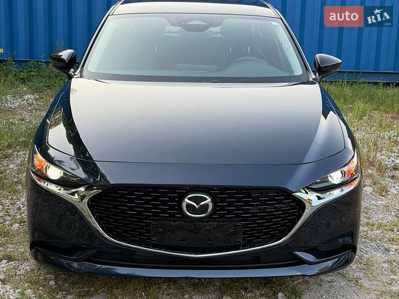 Седан Mazda 3 2024 в Києві фото Седан Mazda 3 2024 в Києві