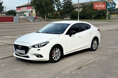 Седан Mazda 3 2017 в Харькове