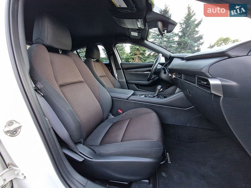 Хэтчбек Mazda 3 2021 в Днепре