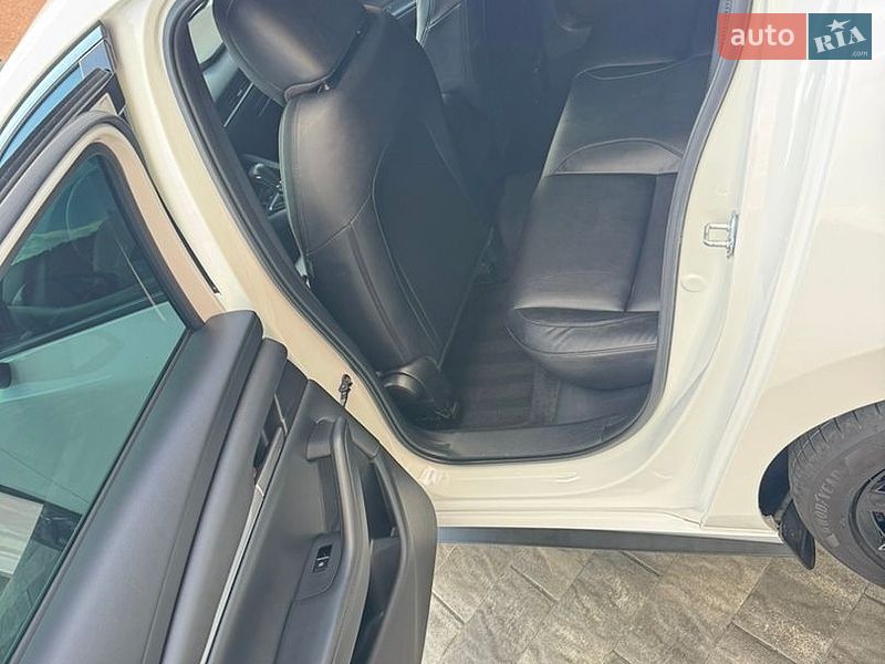 Седан Mazda 3 2021 в Коломые