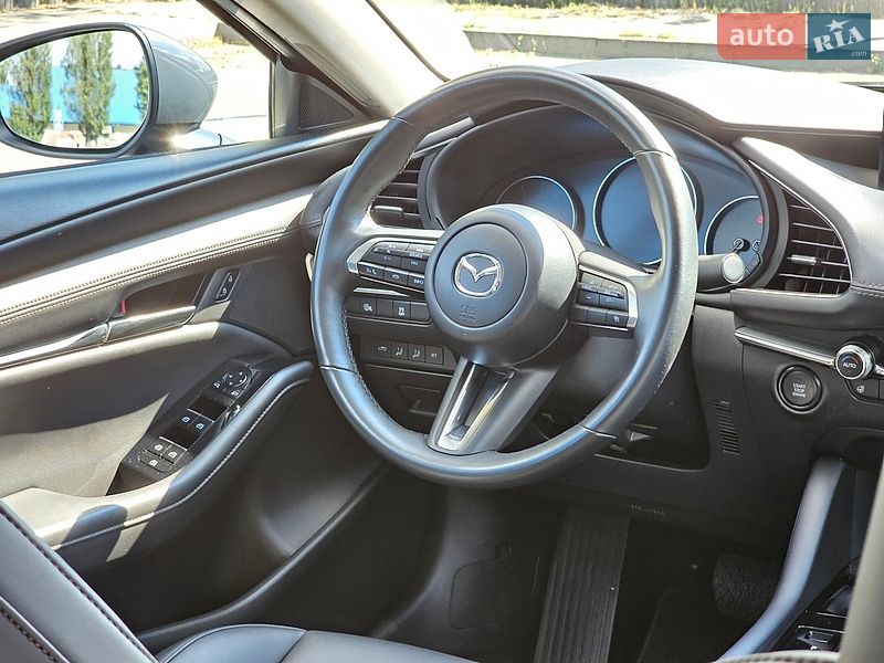 Седан Mazda 3 2023 в Киеве фото 21 Седан Mazda 3 2023 в Киеве