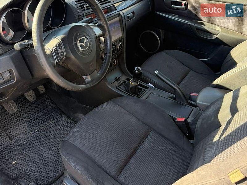 Седан Mazda 3 2006 в Дніпрі