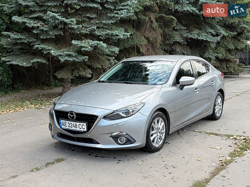 Mazda 3 2015