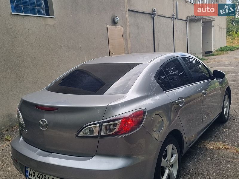 Седан Mazda 3 2012 в Харькове