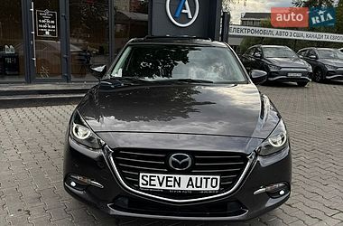 Седан Mazda 3 2017 в Чернівцях фото 5 Седан Mazda 3 2017 в Чернівцях