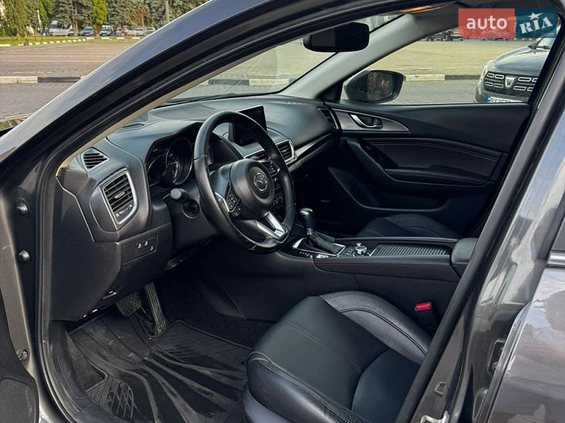Седан Mazda 3 2017 в Чернівцях фото 24 Седан Mazda 3 2017 в Чернівцях