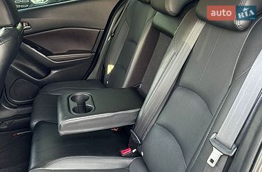 Седан Mazda 3 2017 в Чернівцях фото 41 Седан Mazda 3 2017 в Чернівцях