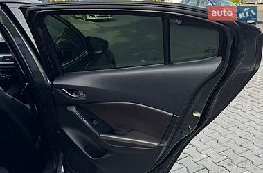 Седан Mazda 3 2017 в Чернівцях фото 51 Седан Mazda 3 2017 в Чернівцях