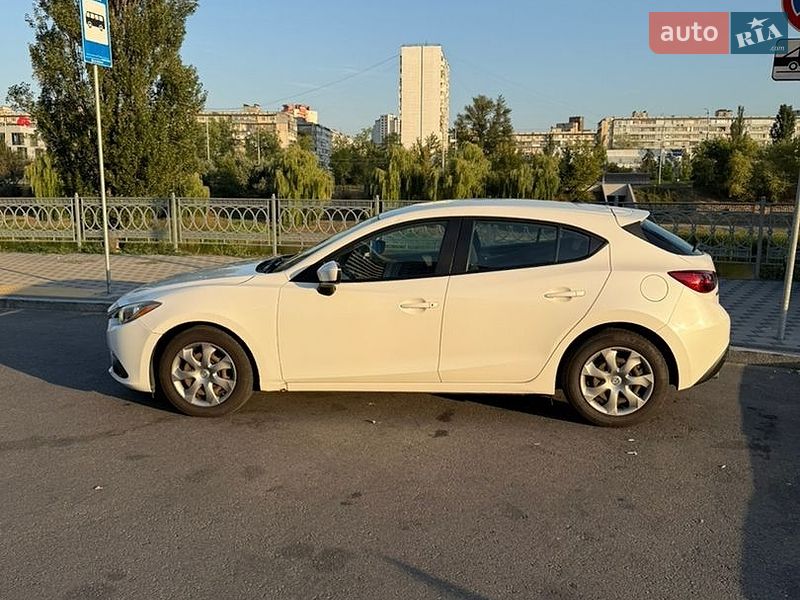 Хетчбек Mazda 3 2015 в Києві