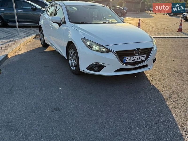 Хетчбек Mazda 3 2015 в Києві
