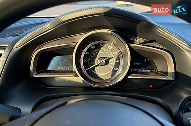 Хетчбек Mazda 3 2015 в Києві