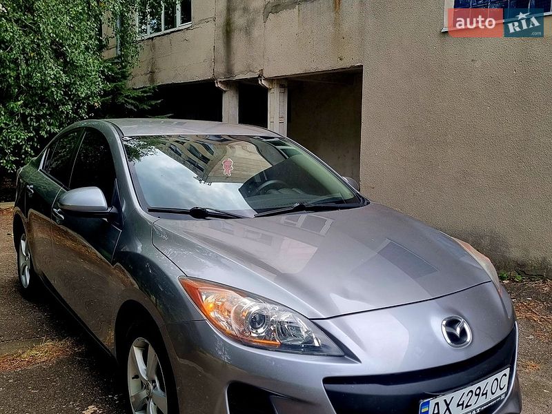 Седан Mazda 3 2012 в Харькове