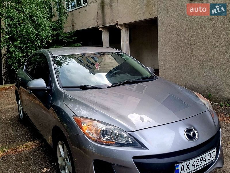 Седан Mazda 3 2012 в Харькове