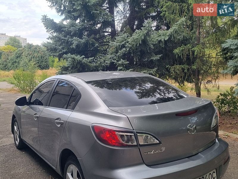 Седан Mazda 3 2012 в Харькове