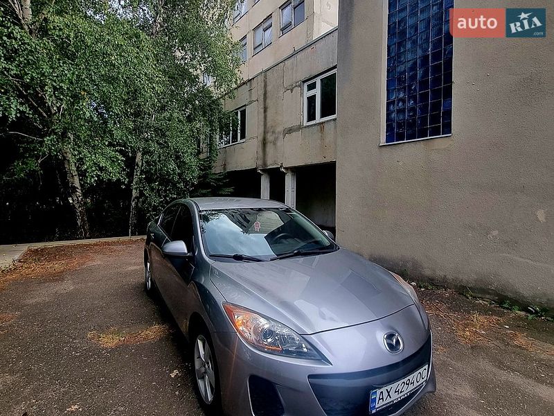 Седан Mazda 3 2012 в Харькове