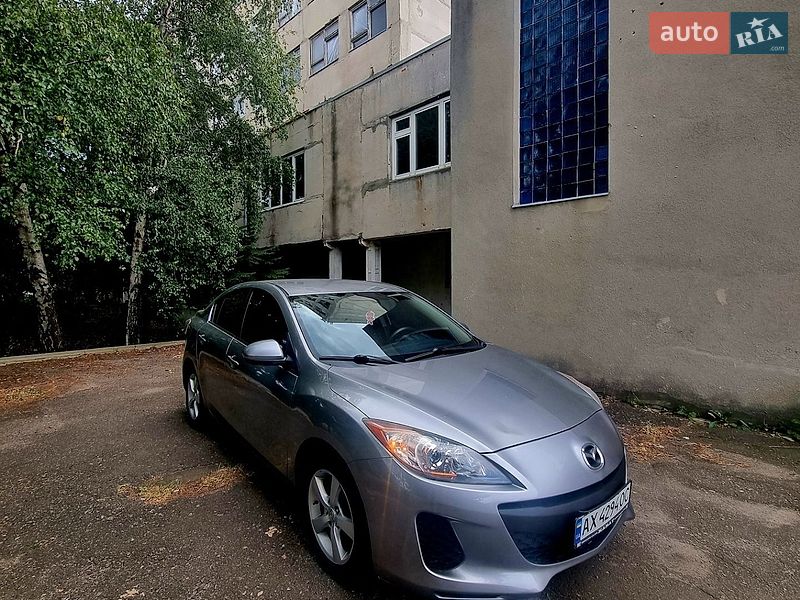 Седан Mazda 3 2012 в Харькове