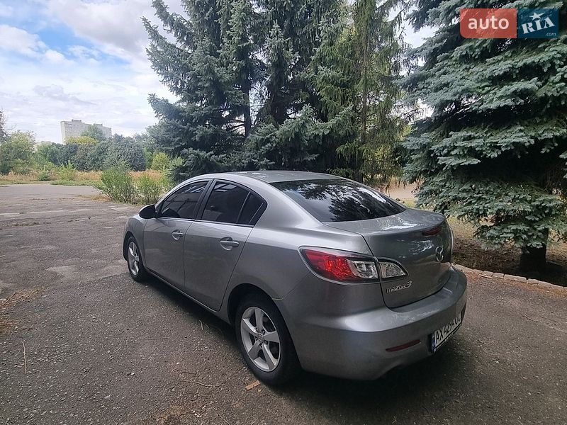 Седан Mazda 3 2012 в Харькове
