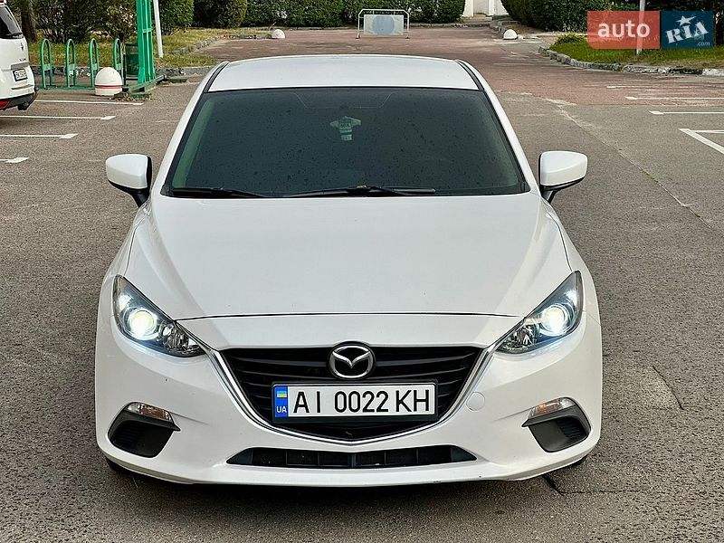 Седан Mazda 3 2014 в Обухові