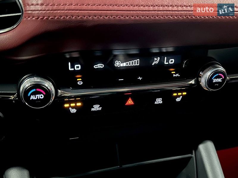 Хетчбек Mazda 3 2020 в Києві фото 28 Хетчбек Mazda 3 2020 в Києві