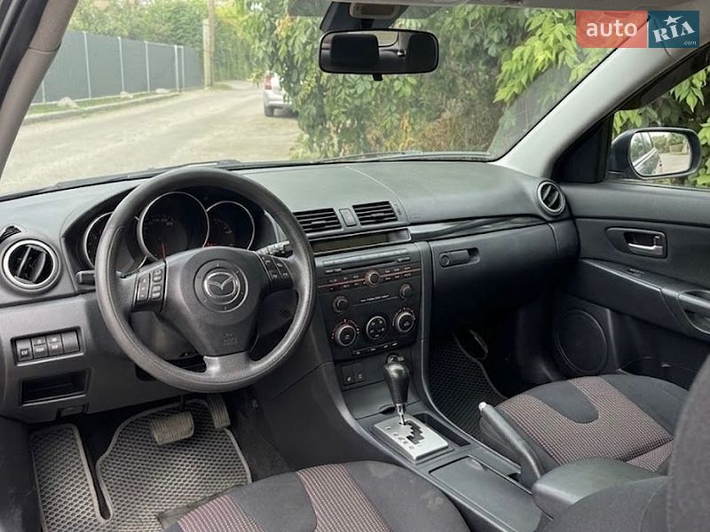 Седан Mazda 3 2004 в Житомире