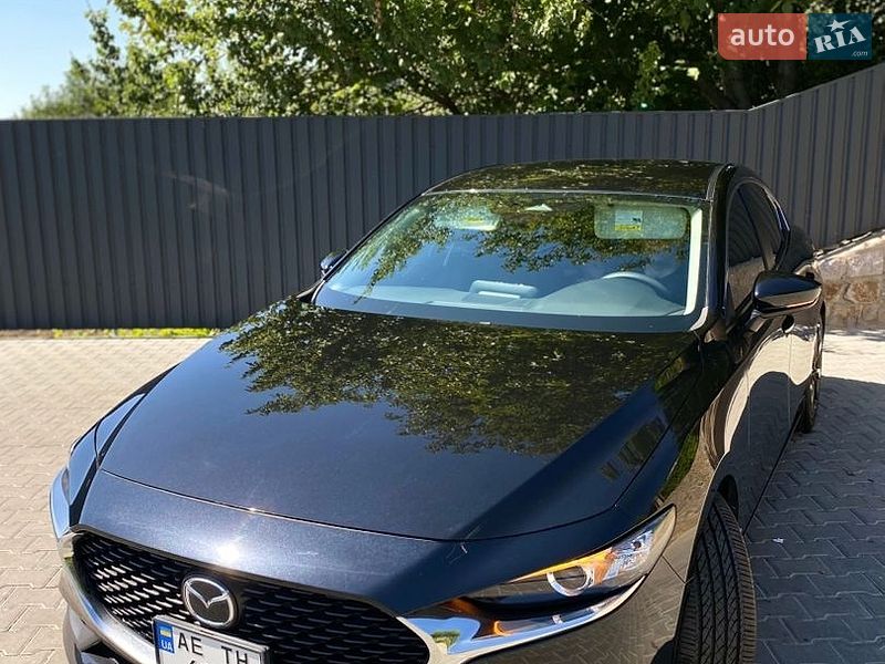 Седан Mazda 3 2023 в Виннице