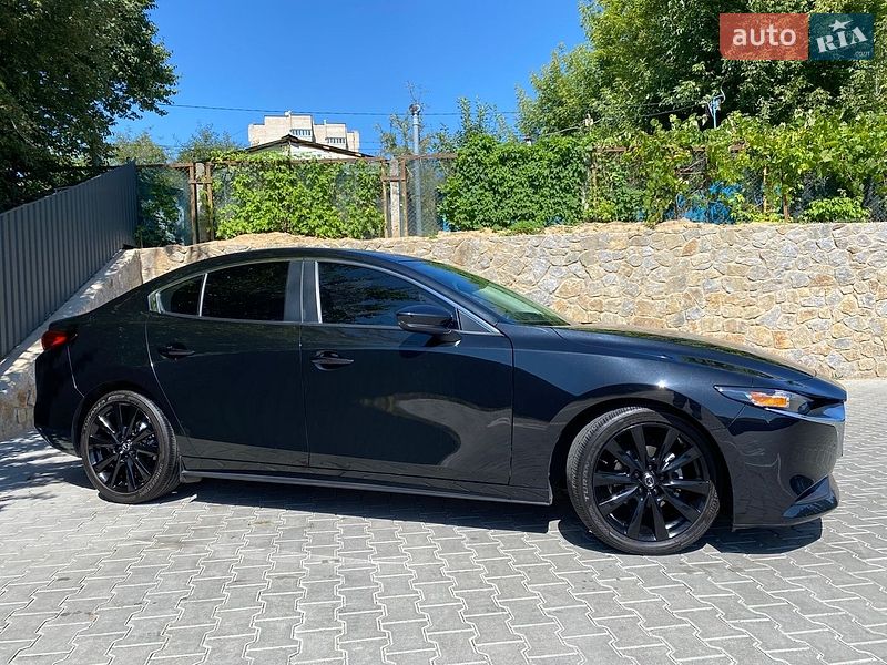 Седан Mazda 3 2023 в Виннице