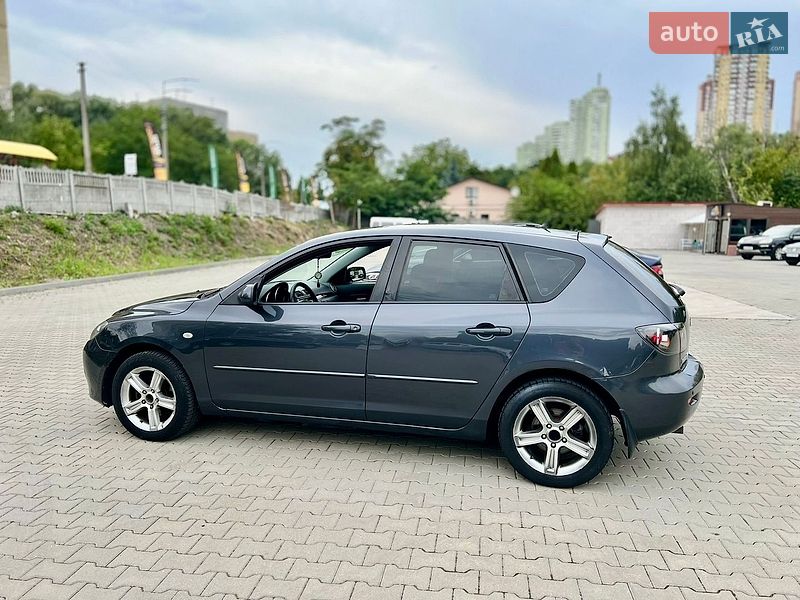 Хэтчбек Mazda 3 2006 в Киеве