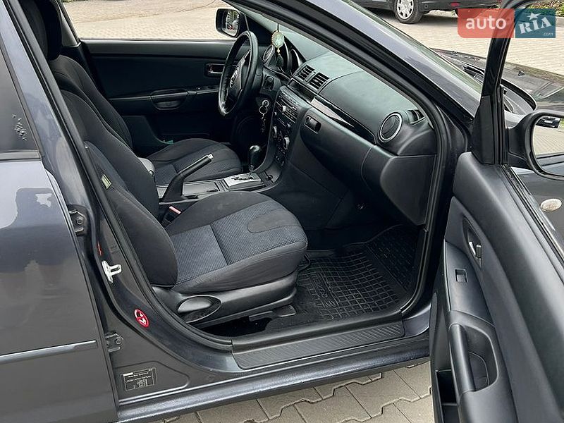 Хэтчбек Mazda 3 2006 в Киеве