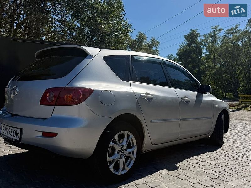Хэтчбек Mazda 3 2004 в Каменском