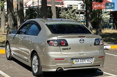 Седан Mazda 3 2006 в Киеве