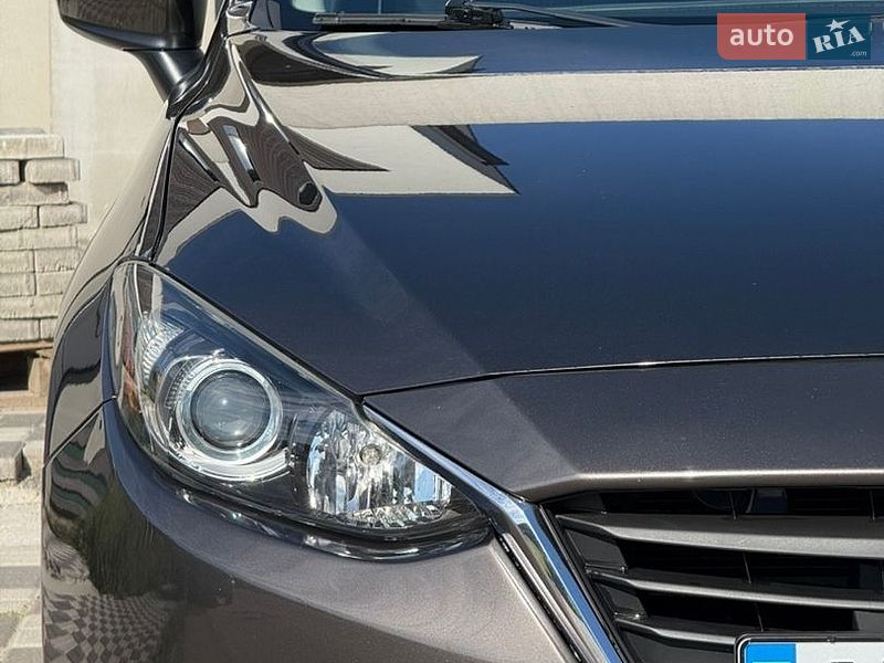 Хэтчбек Mazda 3 2016 в Крюковщине