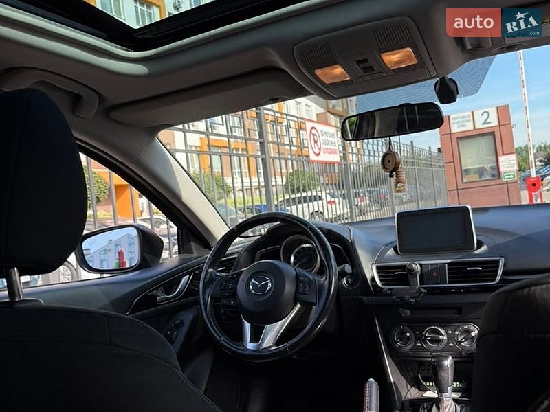 Хэтчбек Mazda 3 2016 в Крюковщине
