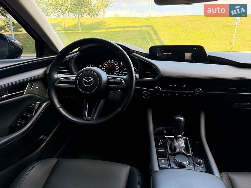 Седан Mazda 3 2021 в Киеве