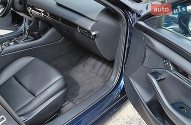 Хетчбек Mazda 3 2023 в Дніпрі