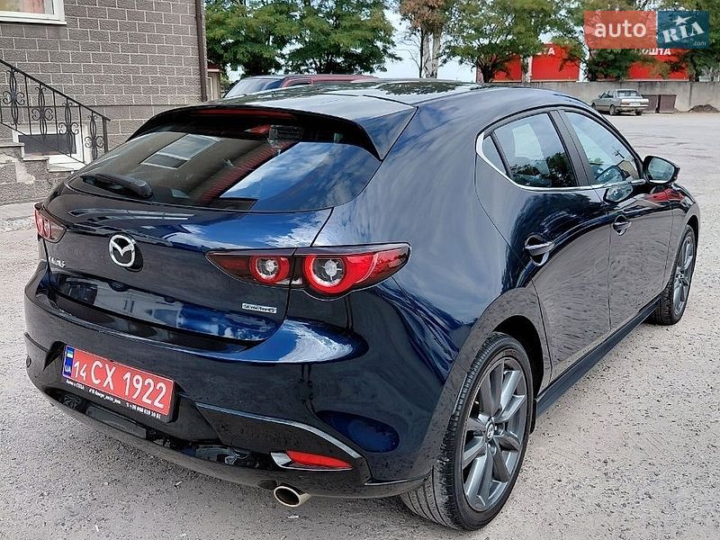 Хетчбек Mazda 3 2023 в Дніпрі