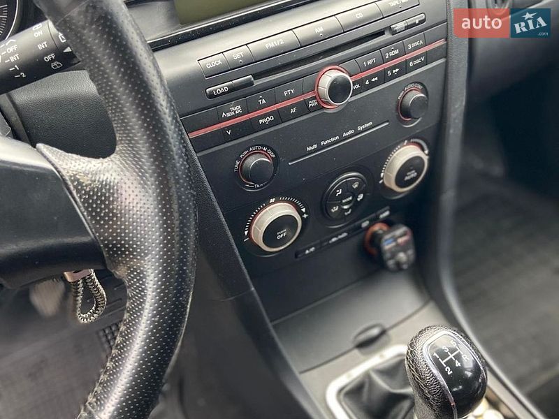 Хетчбек Mazda 3 2004 в Рівному