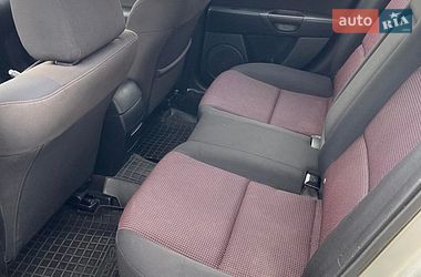 Хетчбек Mazda 3 2004 в Рівному