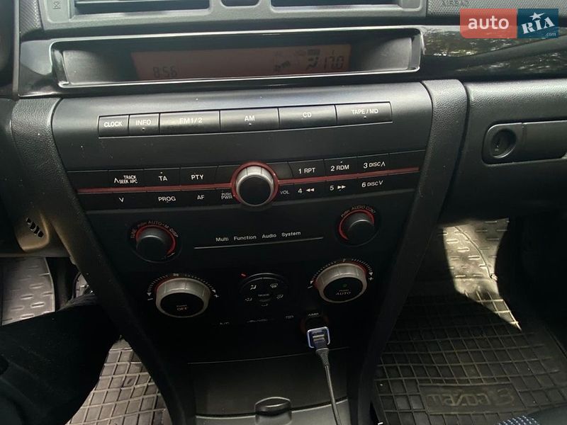 Седан Mazda 3 2004 в Харкові