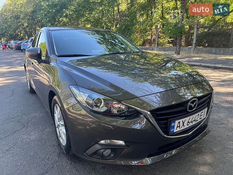 Mazda 3 2016