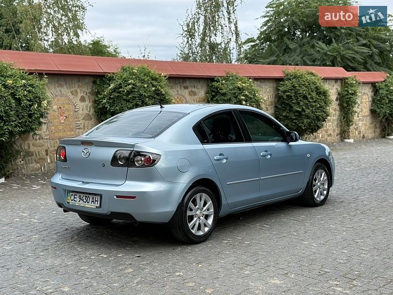 Седан Mazda 3 2007 в Черновцах
