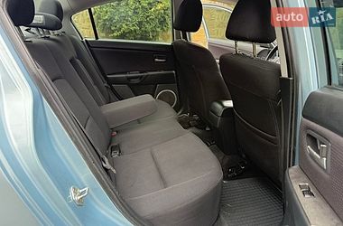 Седан Mazda 3 2007 в Черновцах