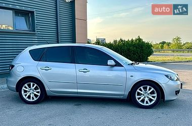 Хэтчбек Mazda 3 2006 в Днепре