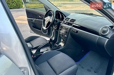 Хэтчбек Mazda 3 2006 в Днепре