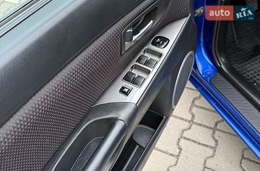 Хэтчбек Mazda 3 2007 в Черновцах