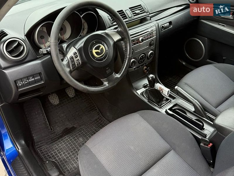 Хэтчбек Mazda 3 2007 в Черновцах